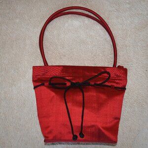 8.5" x 11" Deep Bold Red Women's Handbag Purse Bow 7.5" Straps and 5 " x 7" base